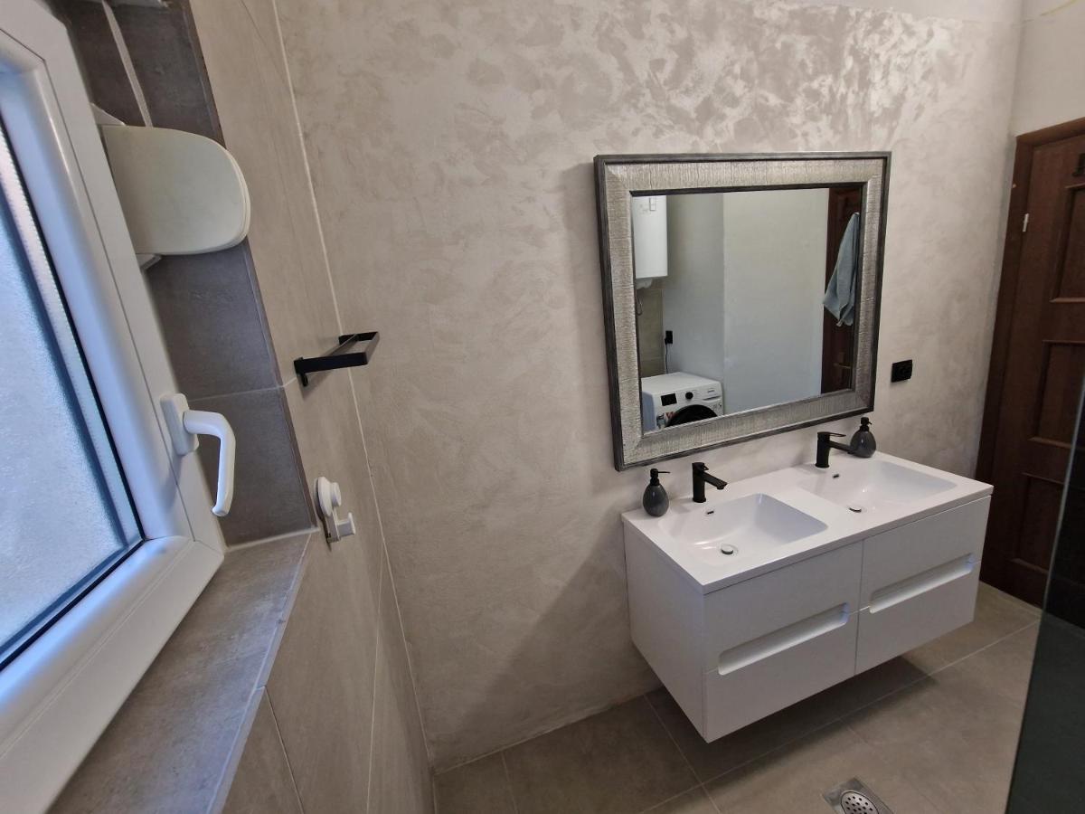Big Panorama Villa, For 21 Person In Omis Селіна Екстер'єр фото