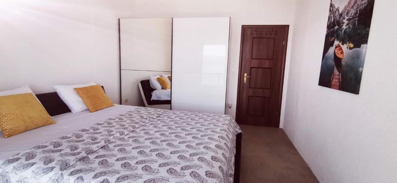 Big Panorama Villa, For 21 Person In Omis Селіна Екстер'єр фото